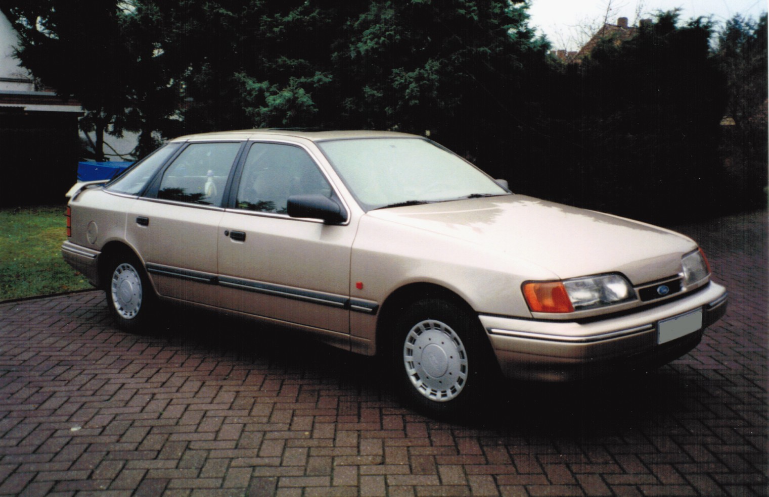 Ford scorpio gl